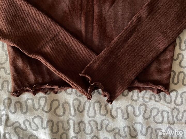 Укороченный лонгслив