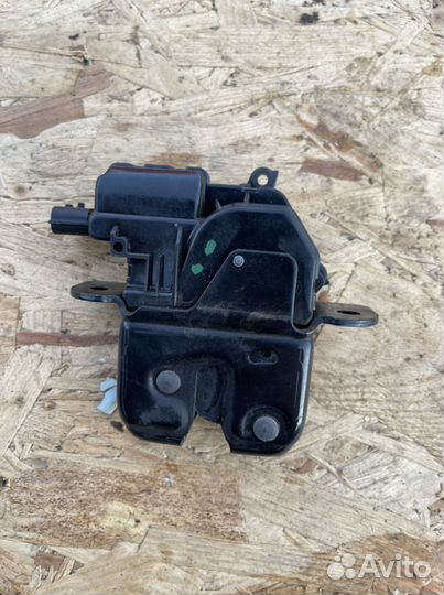 Замок крышки багажника LADA Vesta