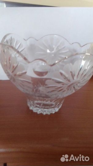 Хрустальная ваза
