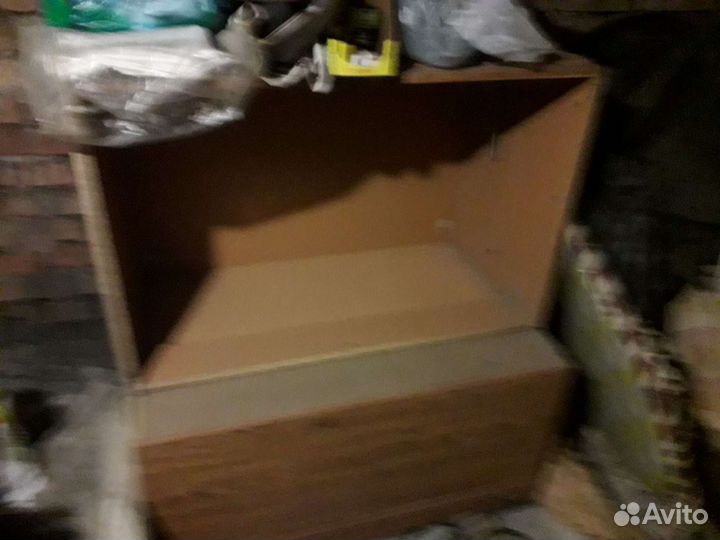 Шифонер со шкафом от спального гарнитура в отлично