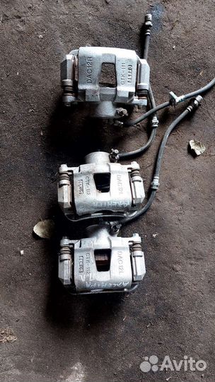 Суппорт тормозной передний. Lacetti. Daewoo Gentra