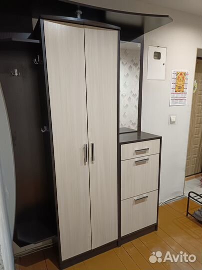 Шкаф пенал бу прихожая
