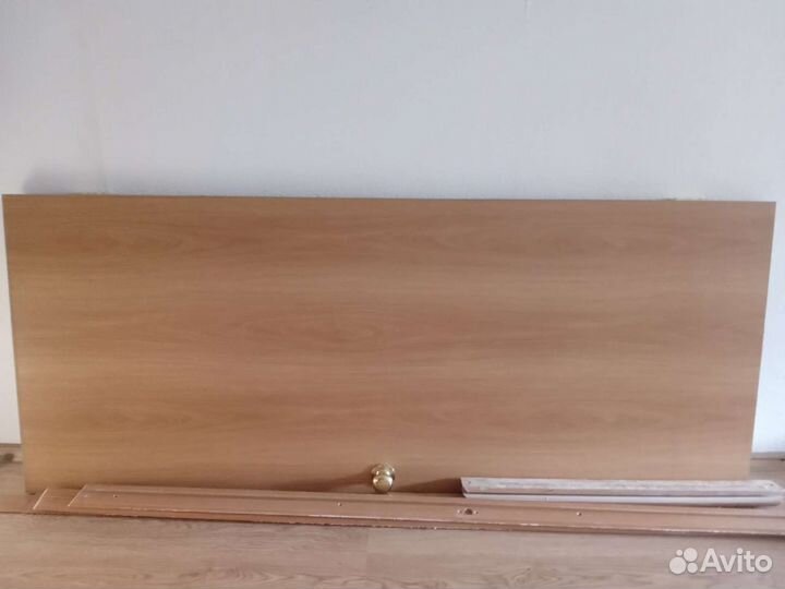 Входная деревянная дверь