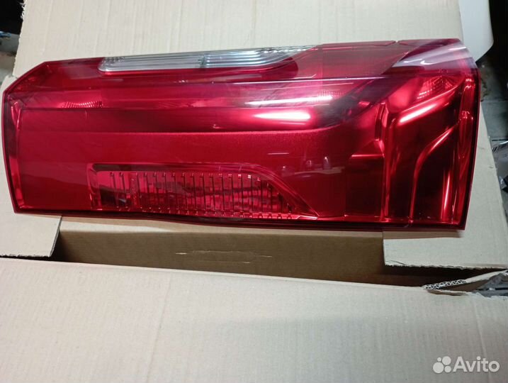 Mercedes Spprinter W910 Фонарь оригинал