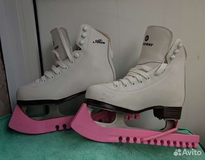Коньки фигурные детские