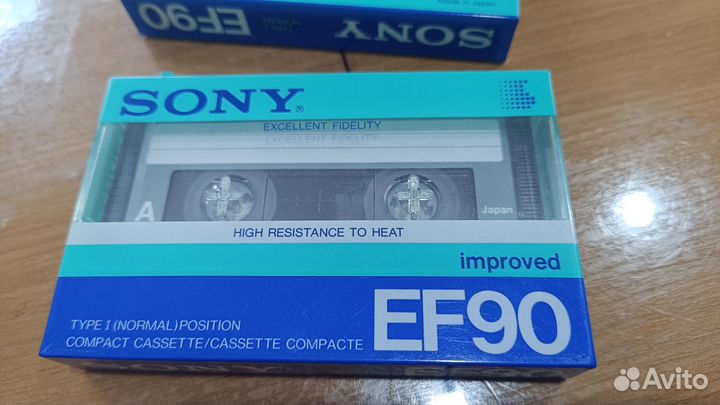 Компакт касета sony
