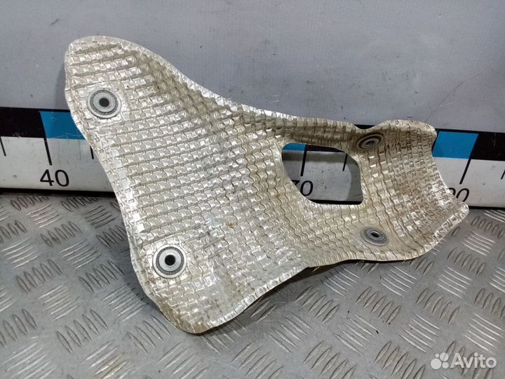 Б/У Защита выпускного коллектора#001