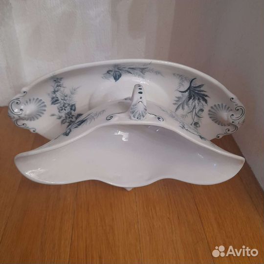 Антикварный соусник от Виллерой и Бох