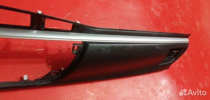 Накладка на щиток приборов Toyota Corolla E180