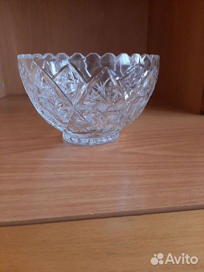 Хрустальная ваза