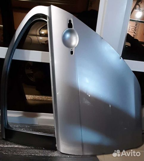 Дверь задняя lancer 10