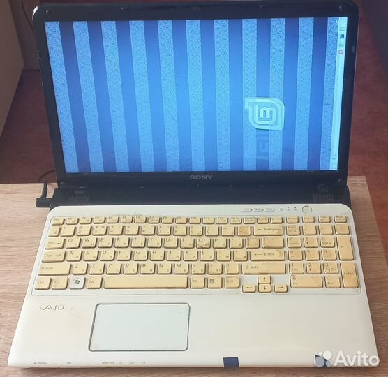 Ноутбук sony vaio SVE1511V1R