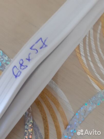 Уплотнитель для морозильной камеры Электролюкс