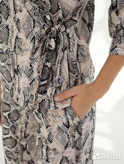 Обалденный костюм принт 60 р