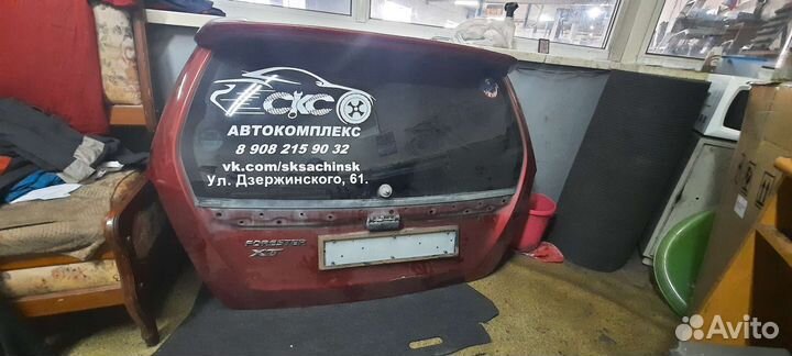 Дверь багажника