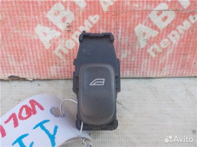 Кнопка электро стеклоподъемника задняя левая Volvo