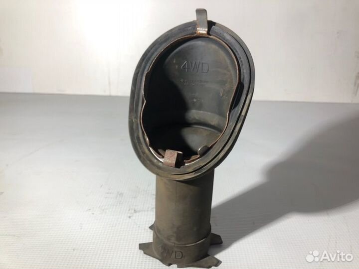 Пыльник рулевой колонки Toyota Vitz NCP95 2nzfe