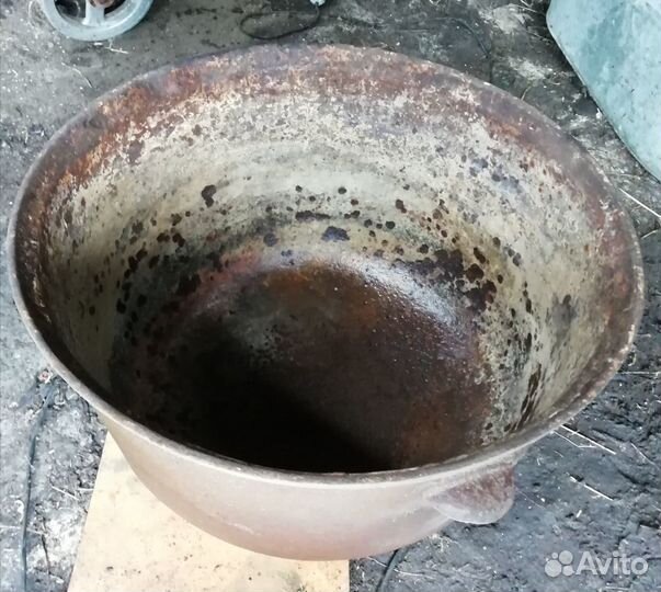 Казан чугунный 1783год