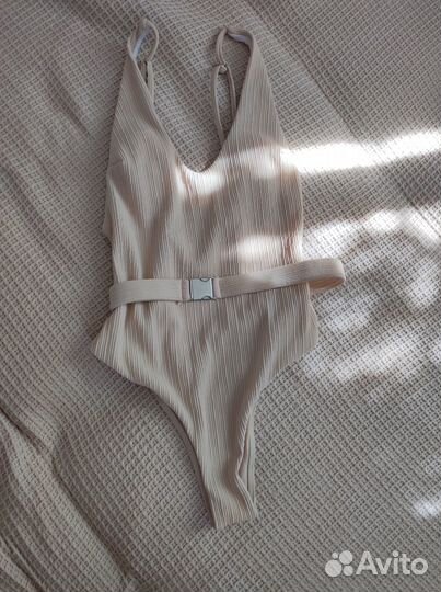 Купальник женский слитный