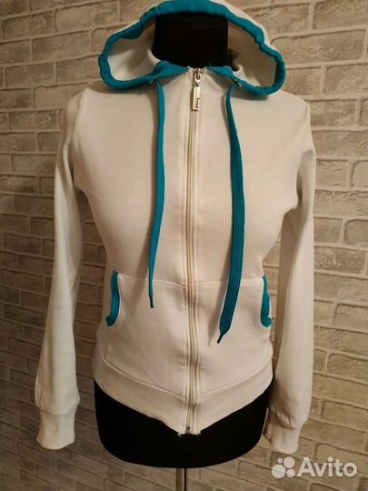 Спортивная одежда,42,44,46 р-ры,4 шт