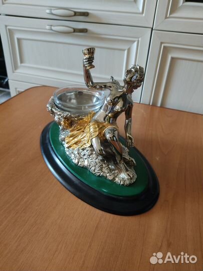 Икорница Афродита. Италия