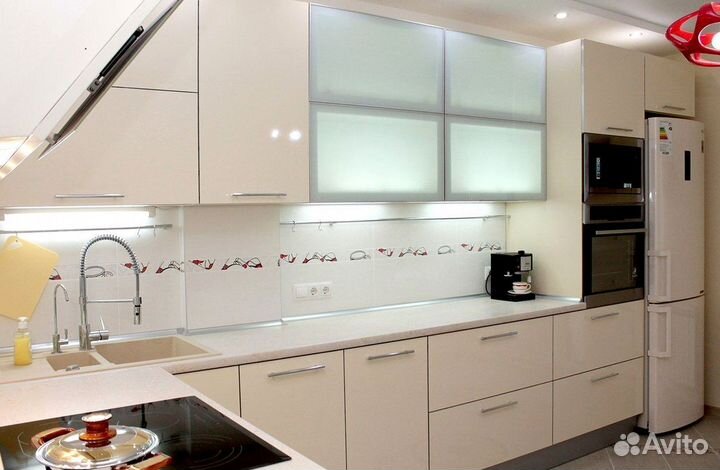 Кухня на заказ. Доставка и сборка