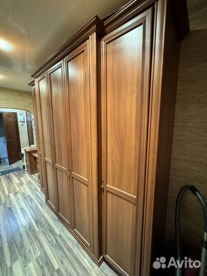 Шкаф зеркало тумба