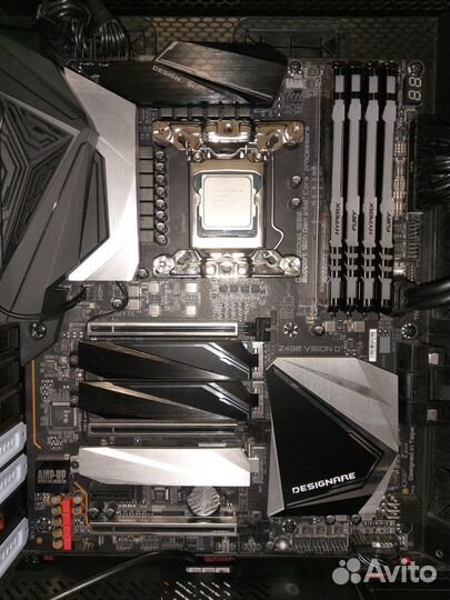 Gigabyte z490 vision d + i9 + 64gb