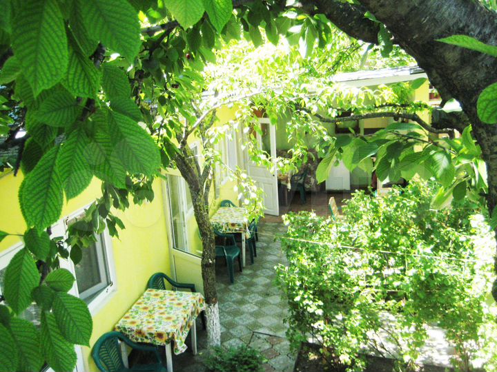 Комната 8 м² в 1-к., 1/1 эт.