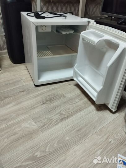 Холодильник на запчасти