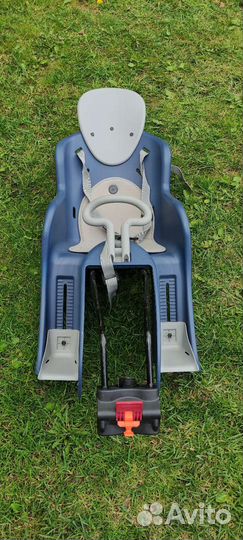 Детское кресло на велосипед