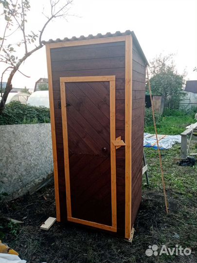 Дачный туалет деревянный