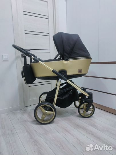 Коляска Adamex Reggio 3 в 1