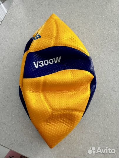 Волейбольный мяч бу