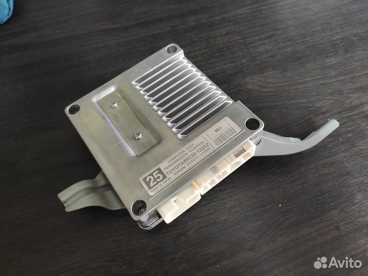 Блок управления роботом Toyota Corolla/Auris/Yaris