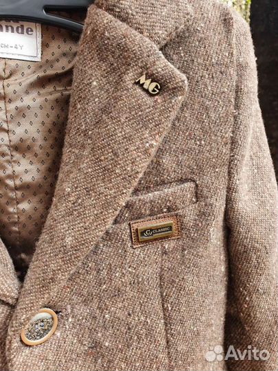 Пиджак для мальчика 104р