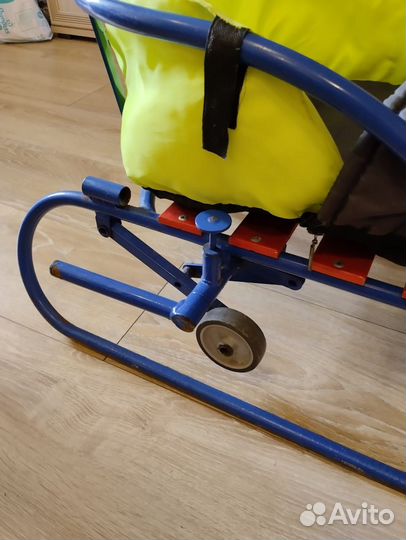 Санки тяни-толкай