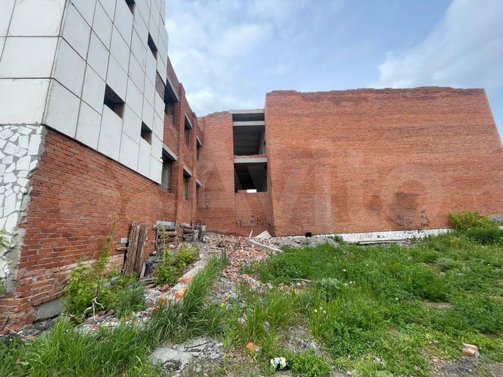 Здание, 4300 м²