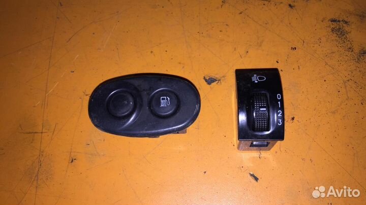 Кнопка на Daewoo Nexia