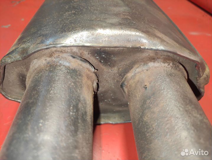 Резонатор Jaguar XJR X308 1997-2003г