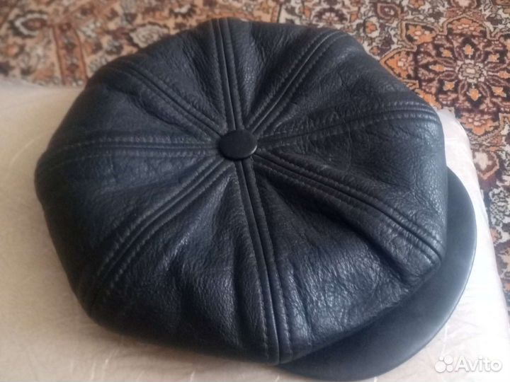 Мужская кожаная кепка