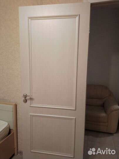 Межкомнатные двери бу 60 см с коробкой