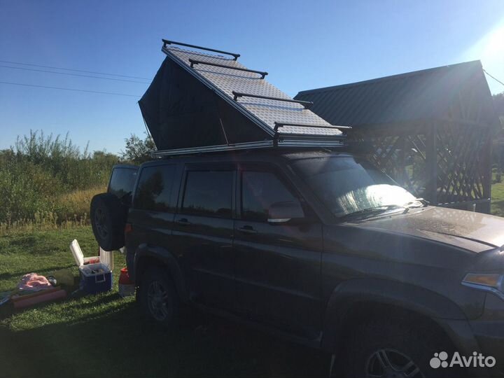 Палатка на крышу автомобиля