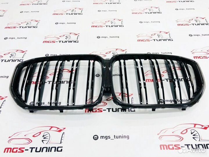 Решетка в BMW Х5 G05 стиль Х5М Карбон