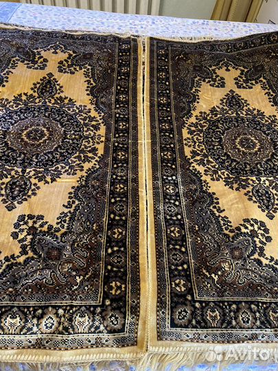 Ковер на диван или кровать и 2 накидки на кресло