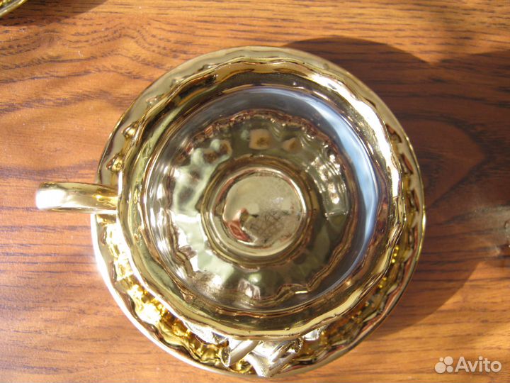 Чашки с блюдцами кофейные