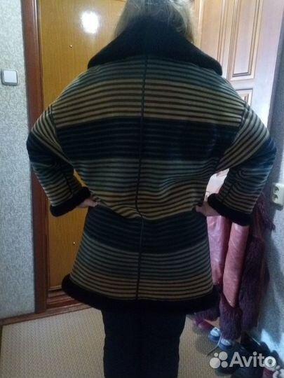 Шикарная двусторонняя натур. дублёнка- шубка