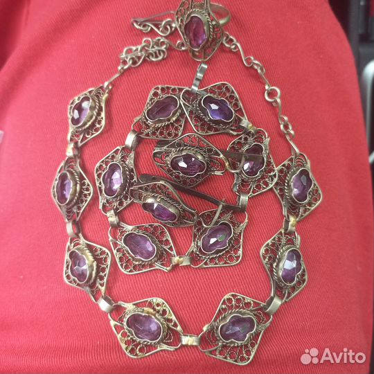 Натуральный камень александрит