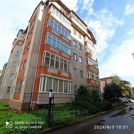 3-к. квартира, 97 м², 6/6 эт.