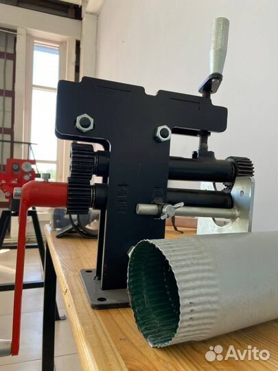 Зиговочный станок. Зиговочная машина 140х1